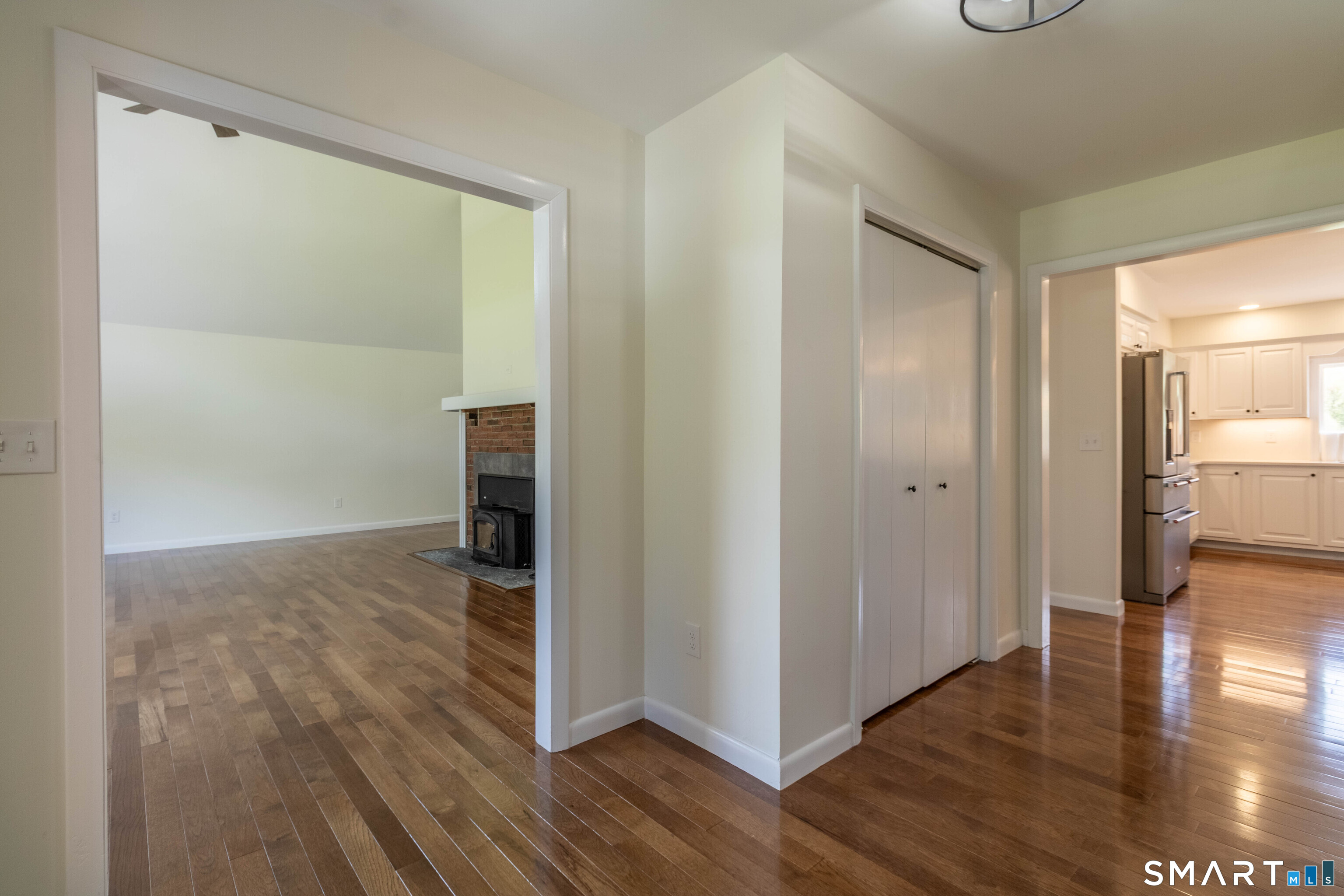 60 Abbe Road East Windsor, CT 06088 - Photo 9 of 37