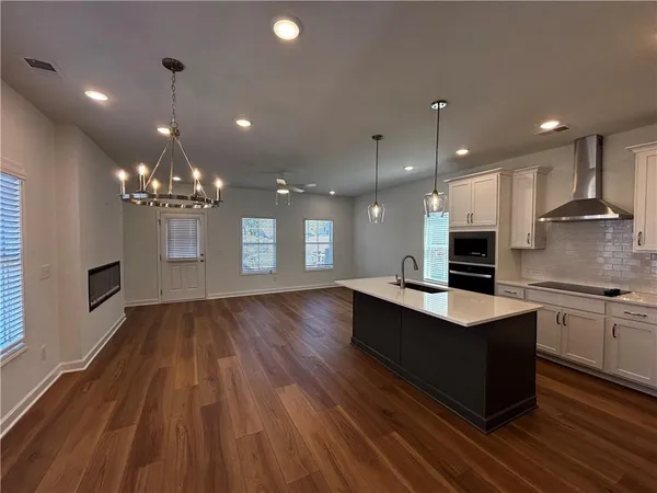 $3,000 | 194 Summit Avenue Southeast, Marietta, GA 30060
