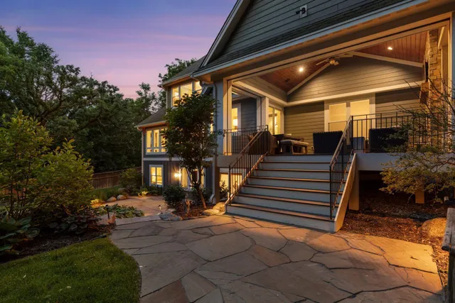 $2,495,000 | 2890 Ella Lane, Minnetonka, MN 55305