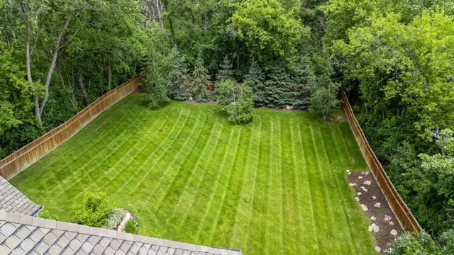 $2,495,000 | 2890 Ella Lane, Minnetonka, MN 55305