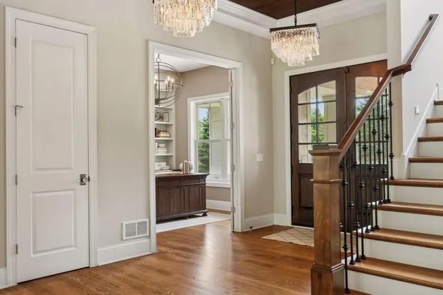 $2,495,000 | 2890 Ella Lane, Minnetonka, MN 55305