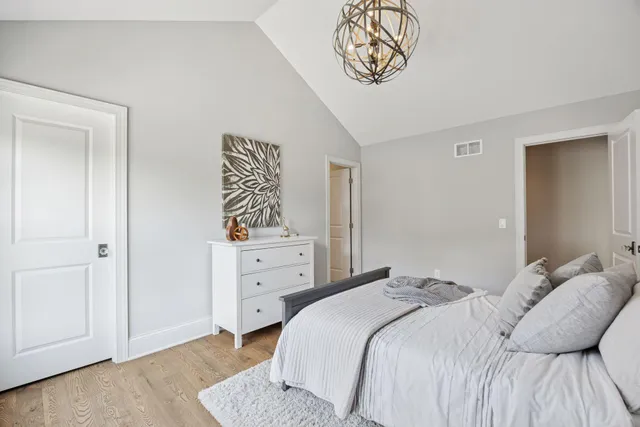 $2,495,000 | 2890 Ella Lane, Minnetonka, MN 55305