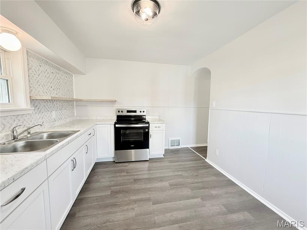 405 West 9th Street Hermann, MO 65041 - Photo 4 of 45