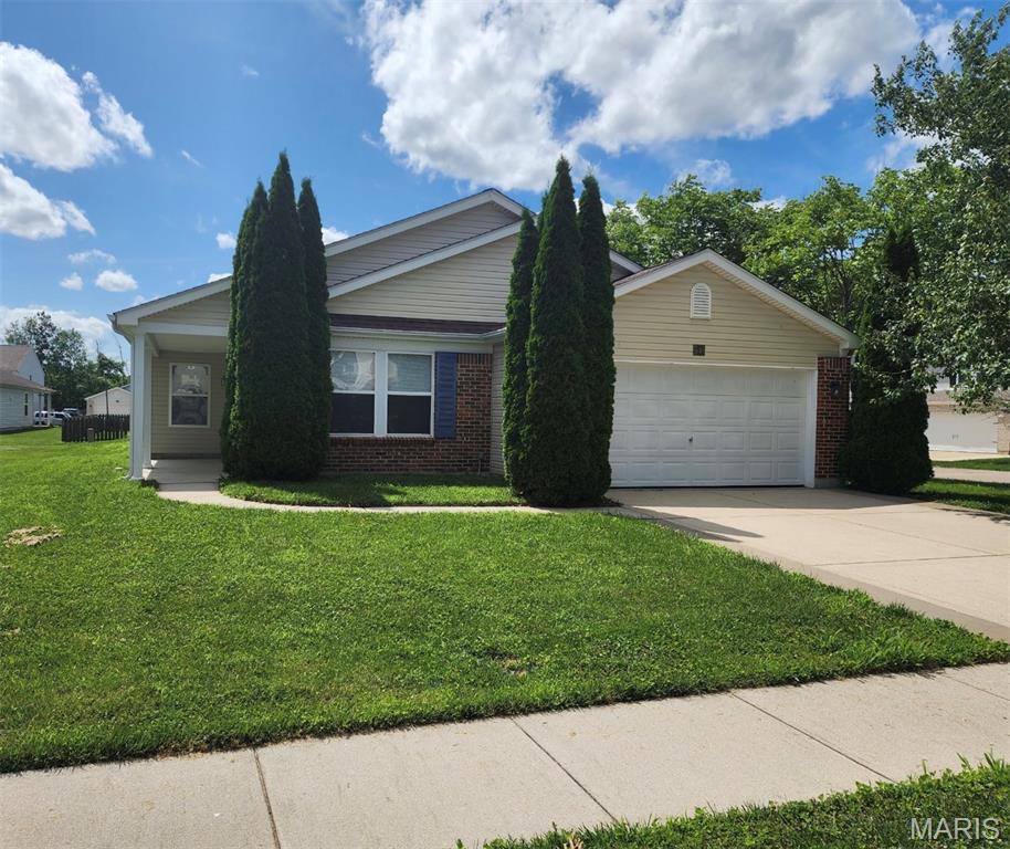 641 Fallen Timber Lane Mascoutah, IL 62258 - Photo 2 of 28 Gallery Image 2