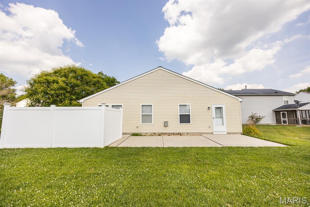 641 Fallen Timber Lane Mascoutah, IL 62258 - Photo 26 of 28 Gallery Image 26