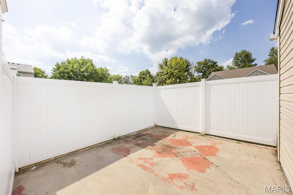 641 Fallen Timber Lane Mascoutah, IL 62258 - Photo 27 of 28 Gallery Image 27