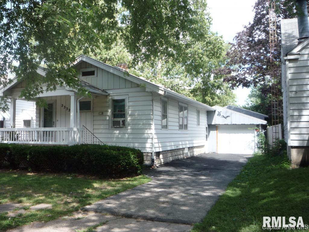 2332 South 13th Street Springfield, IL 62703 - Photo 1 of 23