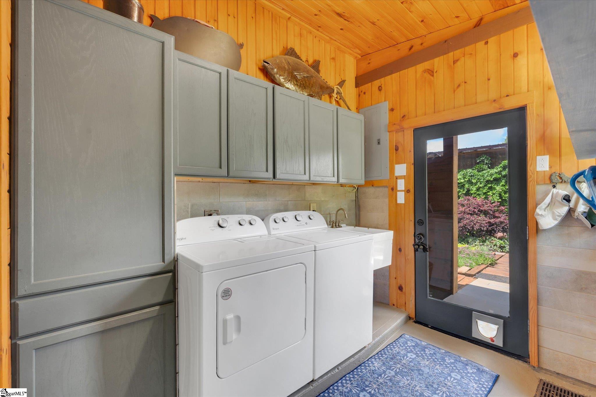 2811 Saluda Dam Road Easley, SC 29640 - Photo 22 of 33