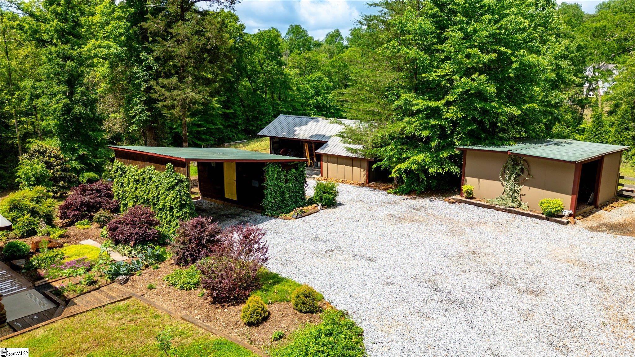 2811 Saluda Dam Road Easley, SC 29640 - Photo 27 of 33