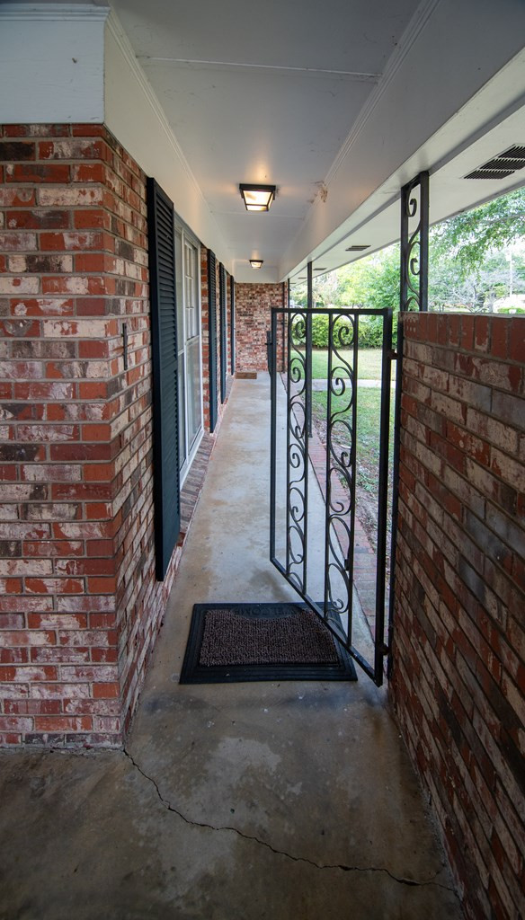 302 Adams Avenue Sumter, SC 29150 - Photo 5 of 28