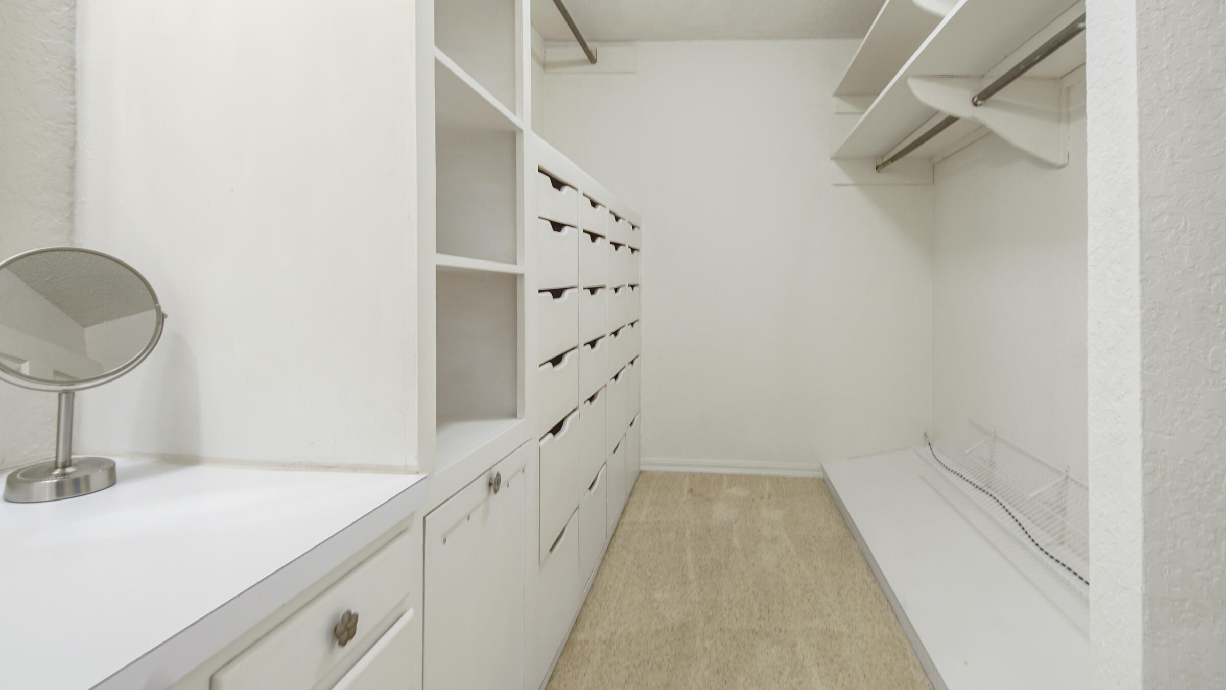 103 Pretty Pond Lane DeFuniak Springs, FL 32433 - Photo 29 of 45 MASTER BEDROOM WALK IN