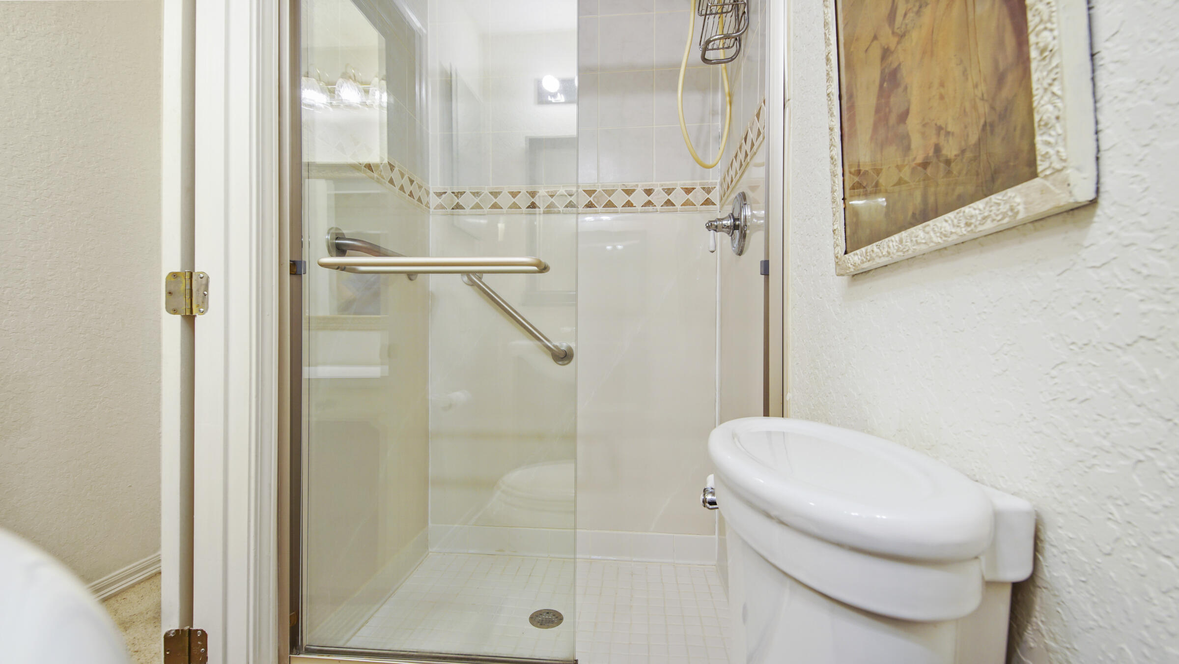 103 Pretty Pond Lane DeFuniak Springs, FL 32433 - Photo 31 of 45 WALK IN SHOWER