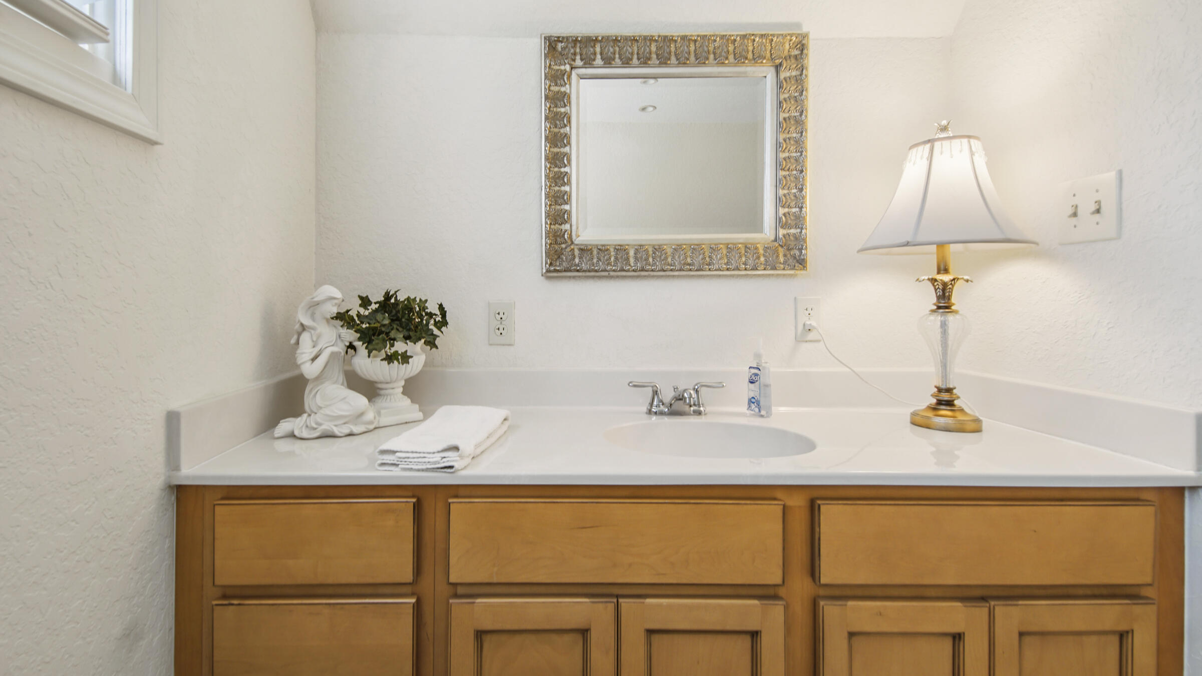 103 Pretty Pond Lane DeFuniak Springs, FL 32433 - Photo 35 of 45 FULL BATH SINK