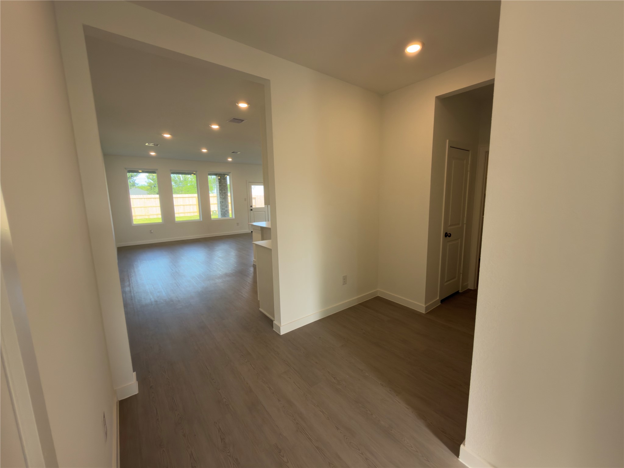 7919 Evening Emerald Drive Rosharon, TX 77583 - Photo 6 of 30