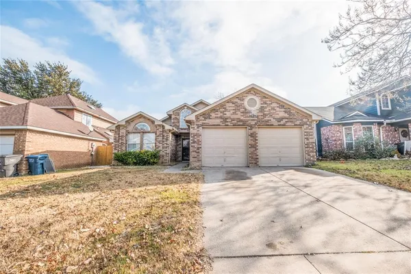$1,850 | 8405 O Hara Lane, Fort Worth, TX 76123