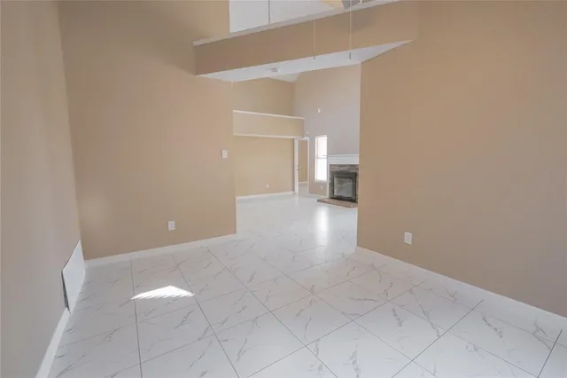 $1,950 | 8405 O Hara Lane, Fort Worth, TX 76123