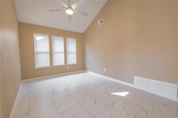 $1,850 | 8405 O Hara Lane, Fort Worth, TX 76123