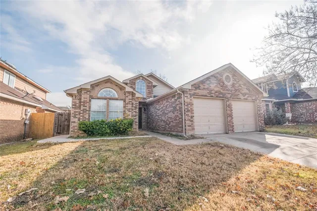 $1,950 | 8405 O Hara Lane, Fort Worth, TX 76123