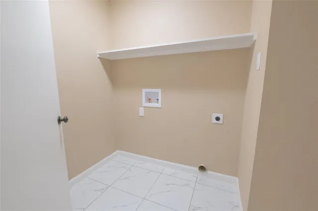 $1,950 | 8405 O Hara Lane, Fort Worth, TX 76123