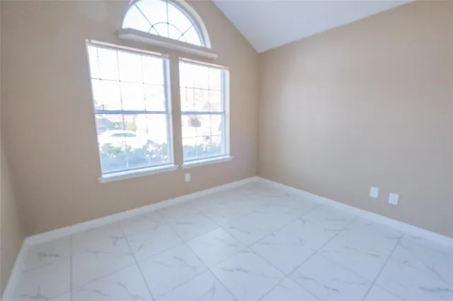 $1,950 | 8405 O Hara Lane, Fort Worth, TX 76123