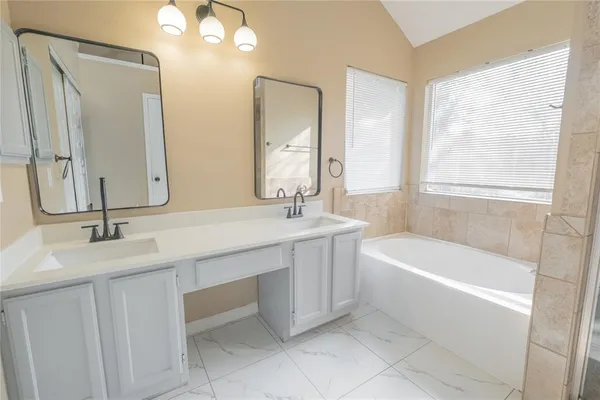 $1,850 | 8405 O Hara Lane, Fort Worth, TX 76123