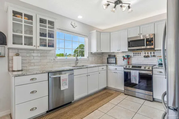 $405,000 | 1089 Lionsgate Lane, Gulf Breeze, FL 32563