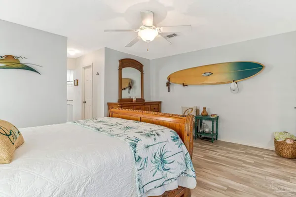 $405,000 | 1089 Lionsgate Lane, Gulf Breeze, FL 32563