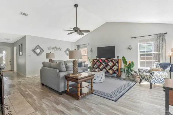 $405,000 | 1089 Lionsgate Lane, Gulf Breeze, FL 32563