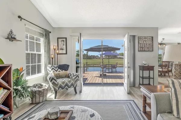 $405,000 | 1089 Lionsgate Lane, Gulf Breeze, FL 32563