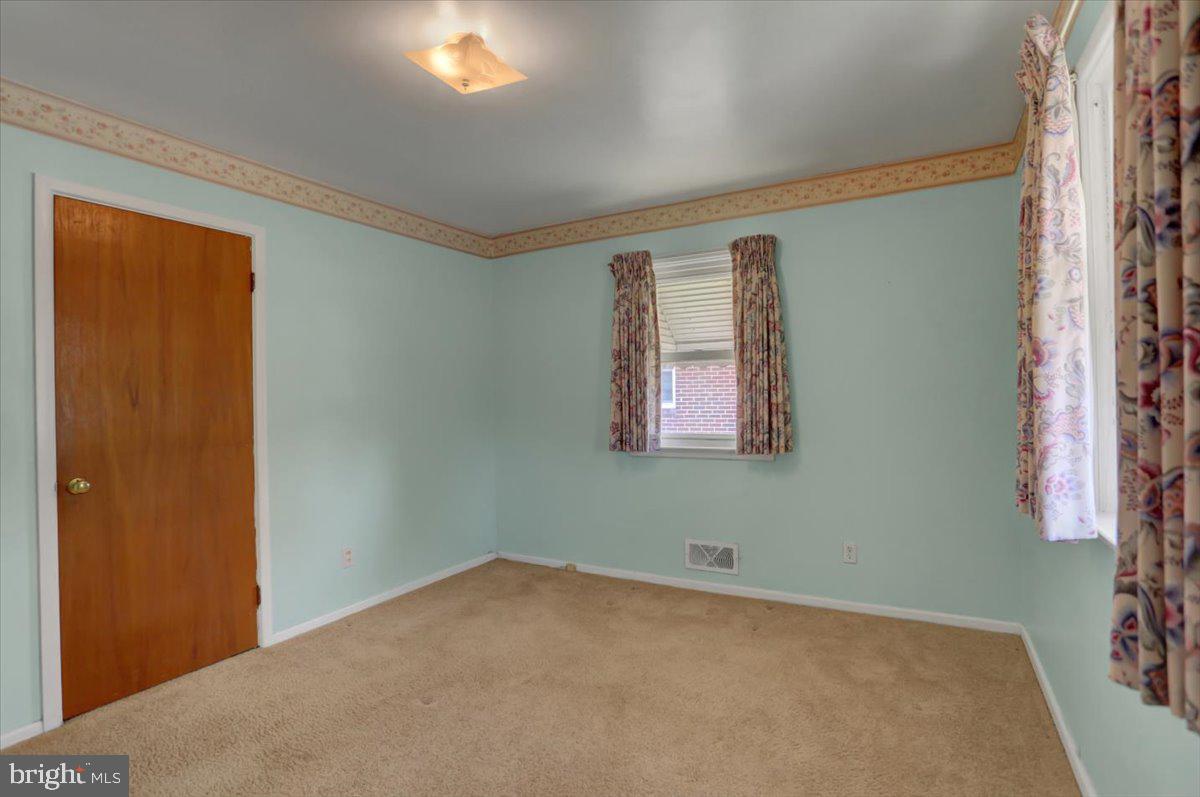 907 Cherokee Trail Frederick, MD 21701 - Photo 19 of 34 a view of a room that has a window in it