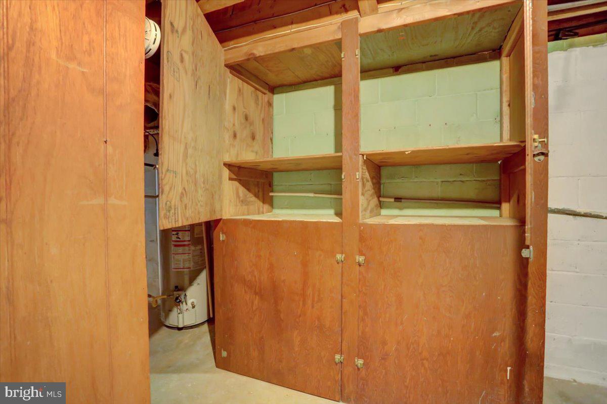 907 Cherokee Trail Frederick, MD 21701 - Photo 28 of 34 a view of a door