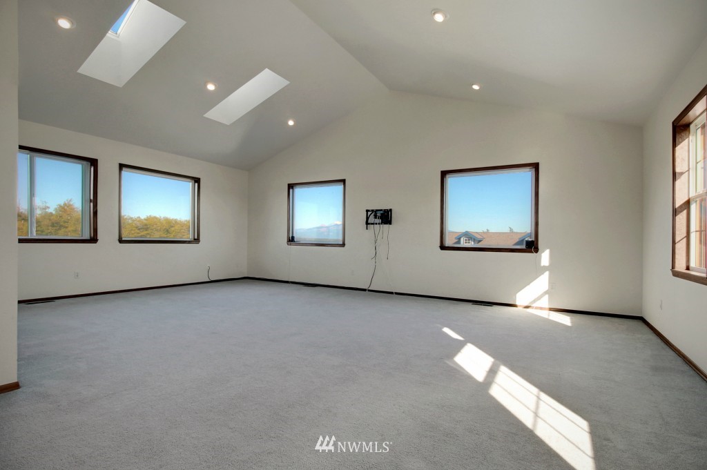 9867 Windy Ridge Lane Bow, WA 98232 - Photo 8 of 15 Gallery Image 8
