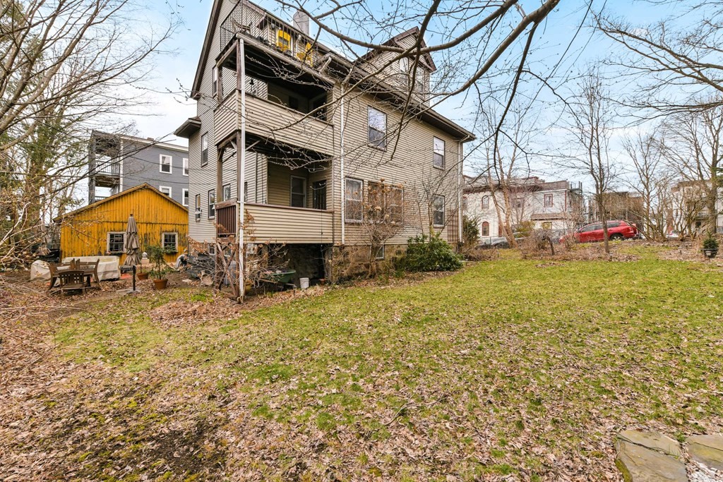 61 Montebello Road Boston, MA 02130 - Photo 3 of 35
