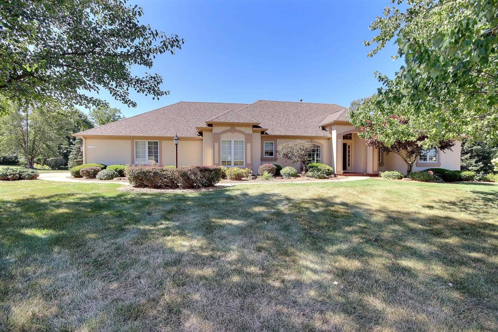 11033 Wheelock Road Fort Wayne, IN 46835 - Photo 1 of 35