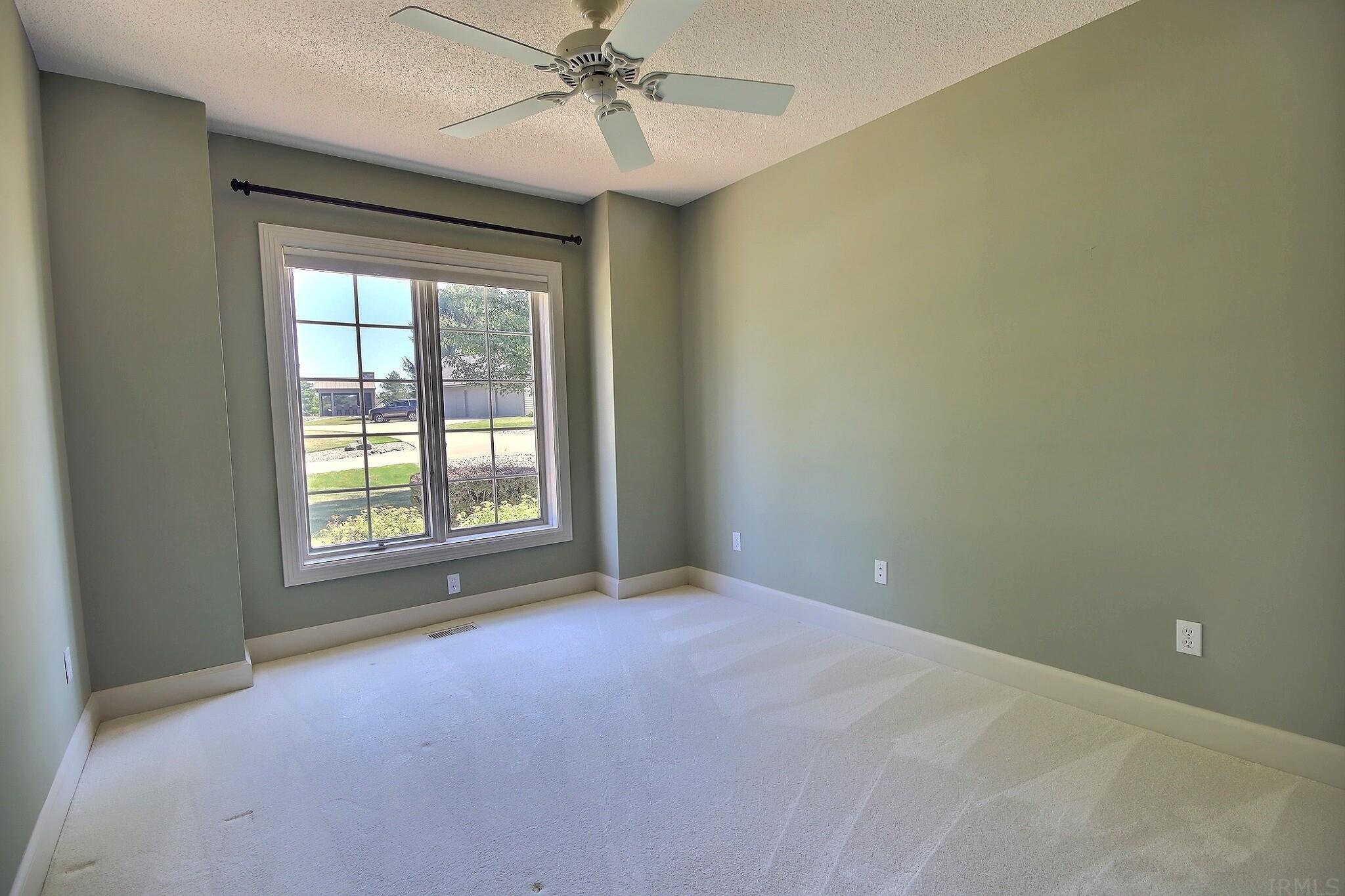 11033 Wheelock Road Fort Wayne, IN 46835 - Photo 16 of 35