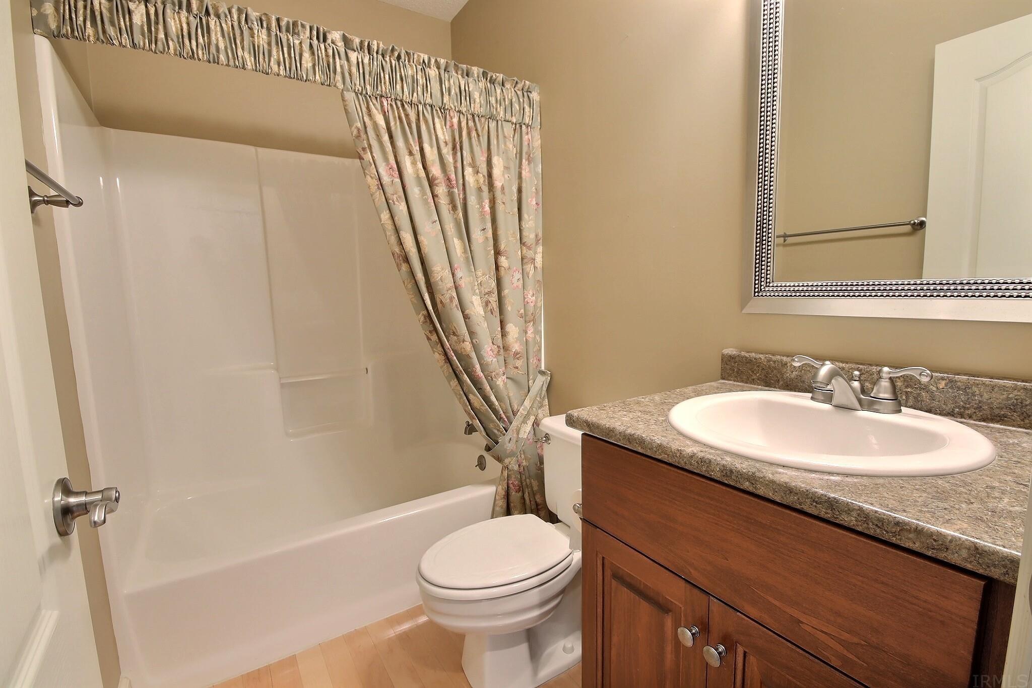 11033 Wheelock Road Fort Wayne, IN 46835 - Photo 20 of 35