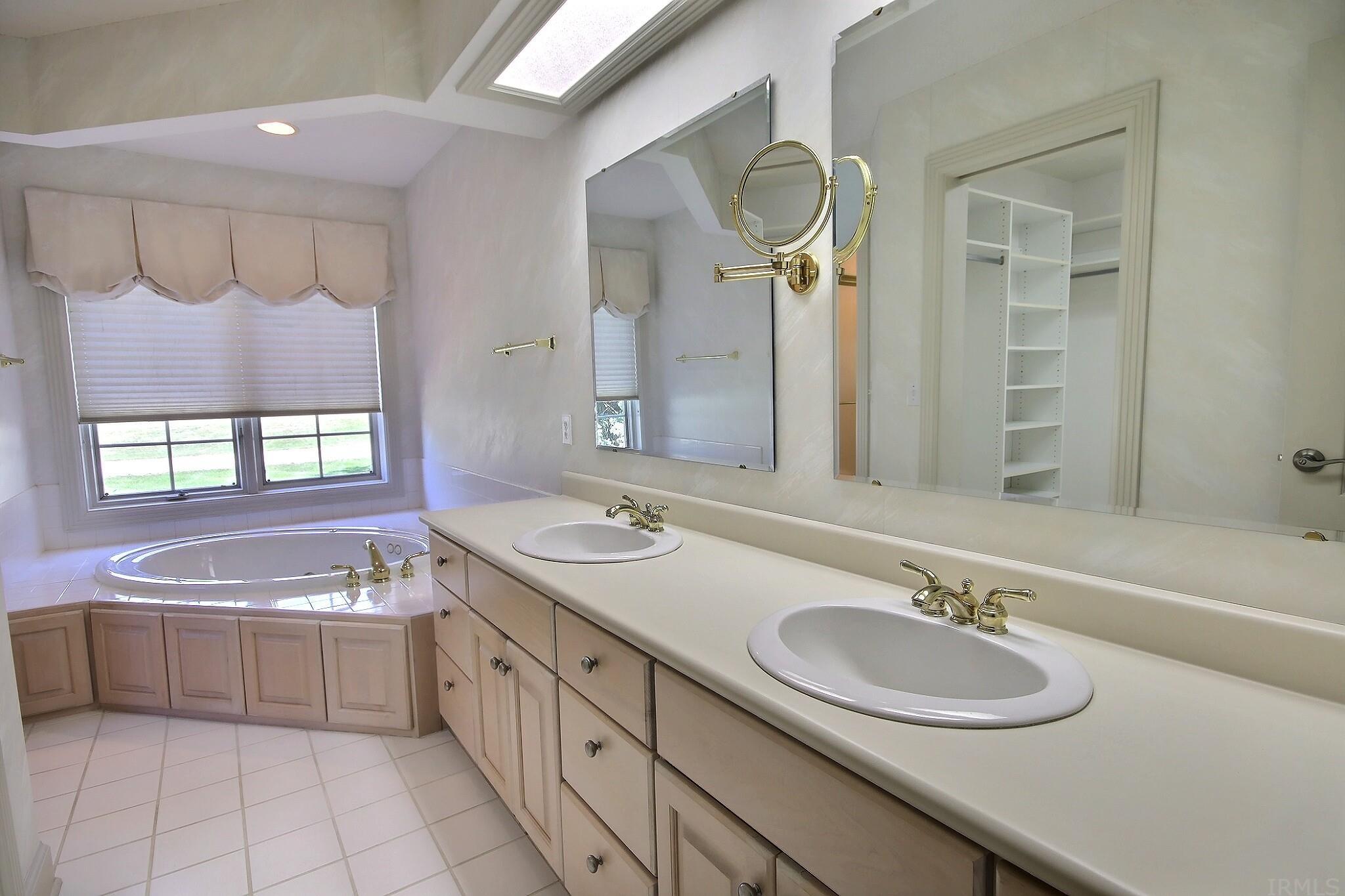 11033 Wheelock Road Fort Wayne, IN 46835 - Photo 23 of 35