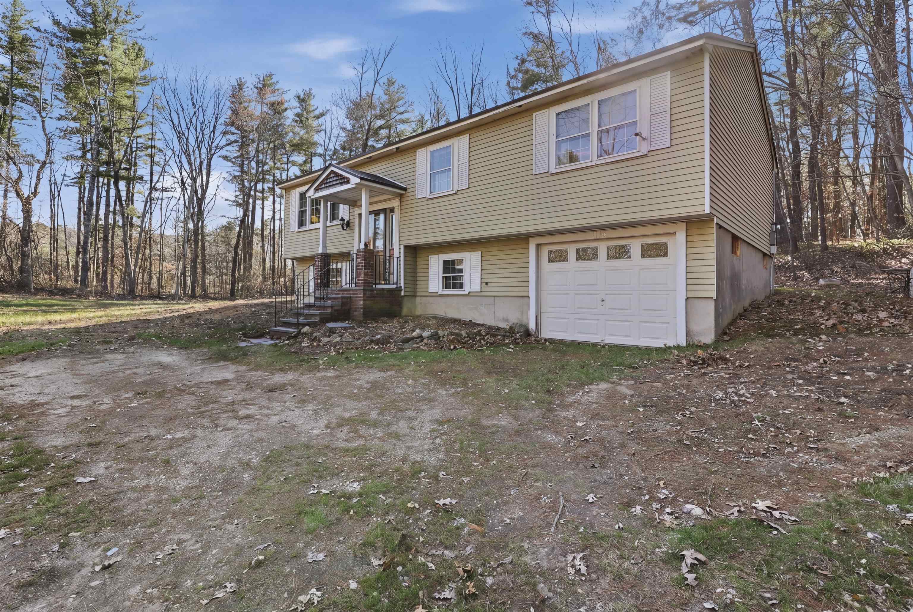 115 Fordway Extension Derry, NH 03038 - Photo 2 of 22