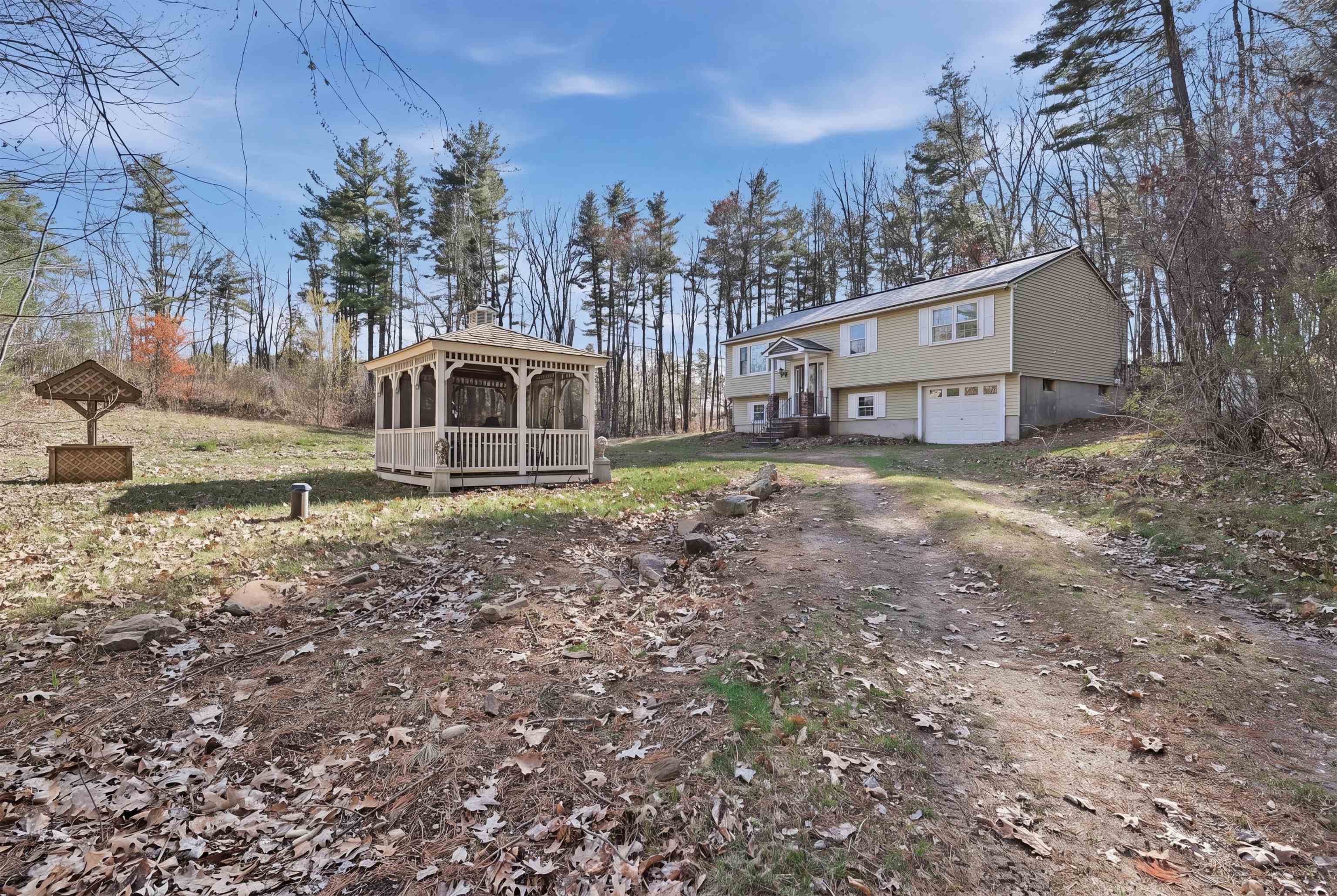 115 Fordway Extension Derry, NH 03038 - Photo 4 of 22