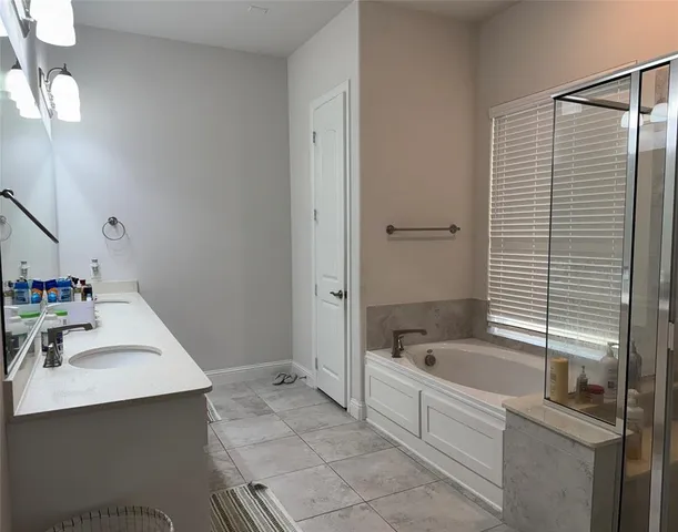 $4,500 | 12569 Royal Oaks Lane, Farmers Branch, TX 75234