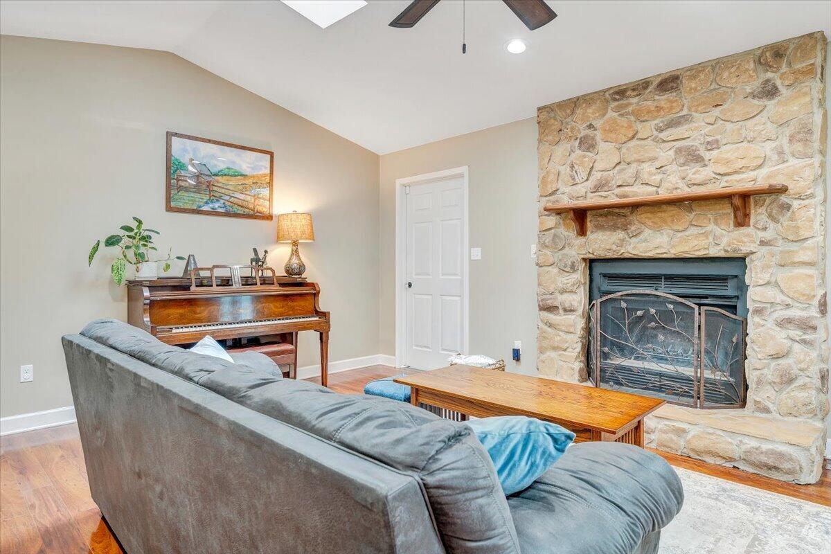 856 Ridge Mountain Drive Boones Mill, VA 24065 - Photo 17 of 66 20-MIB00939
