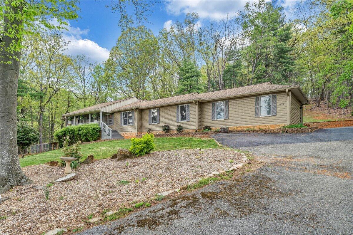 856 Ridge Mountain Drive Boones Mill, VA 24065 - Photo 2 of 66 02-MIB01137