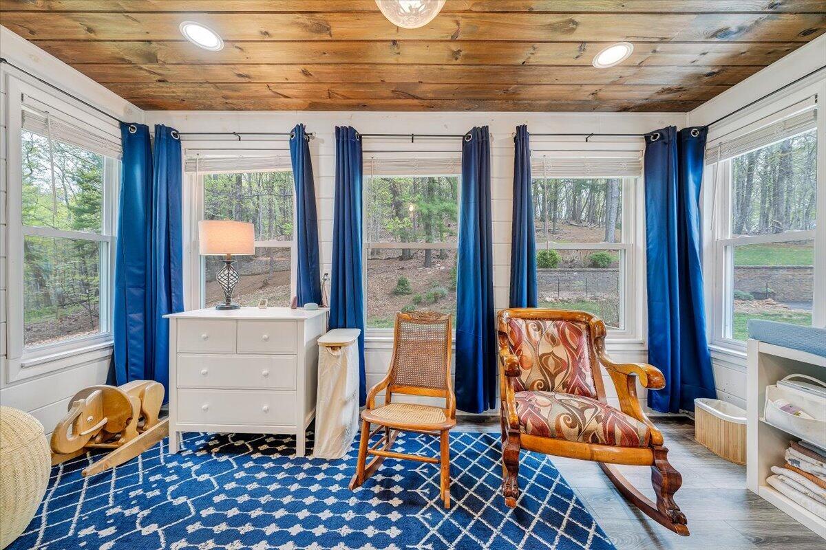 856 Ridge Mountain Drive Boones Mill, VA 24065 - Photo 33 of 66 a room with furniture and a large window