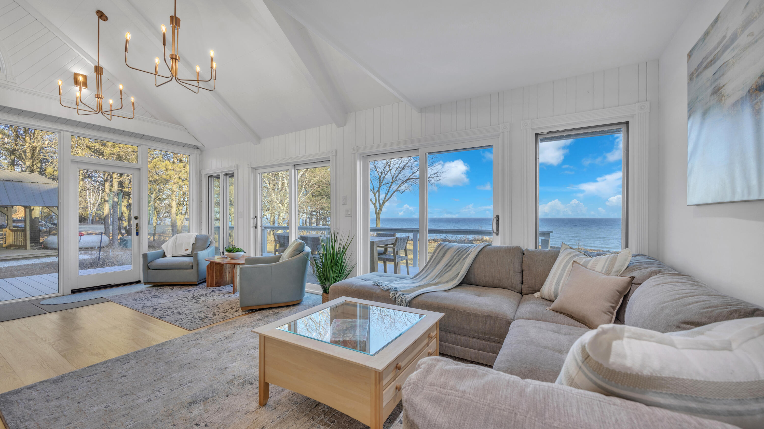 12435 Lakeshore Road Centerville, WI 53015 - Photo 8 of 56 Living Room