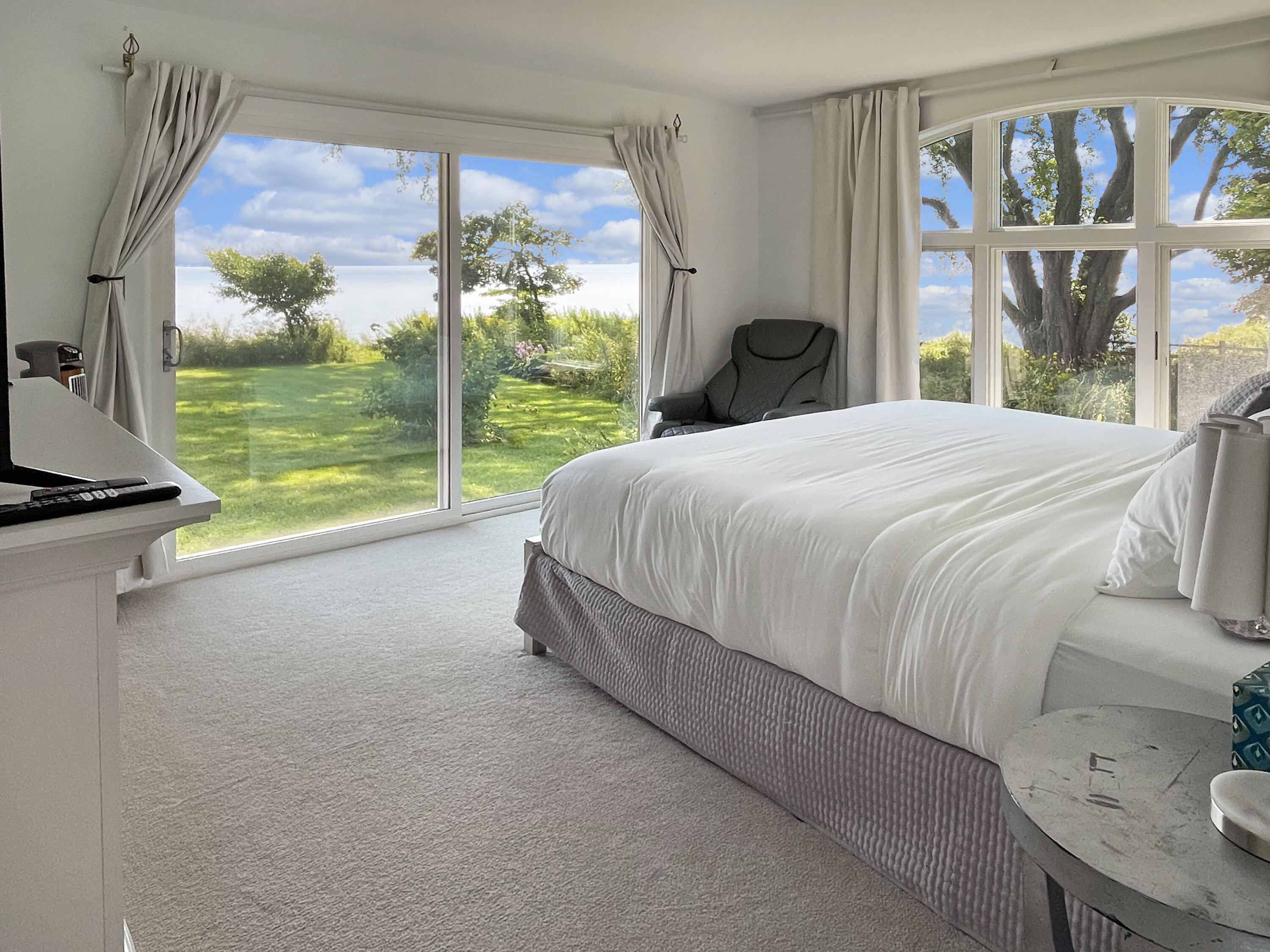 12435 Lakeshore Road Centerville, WI 53015 - Photo 16 of 56 Primary Bedroom