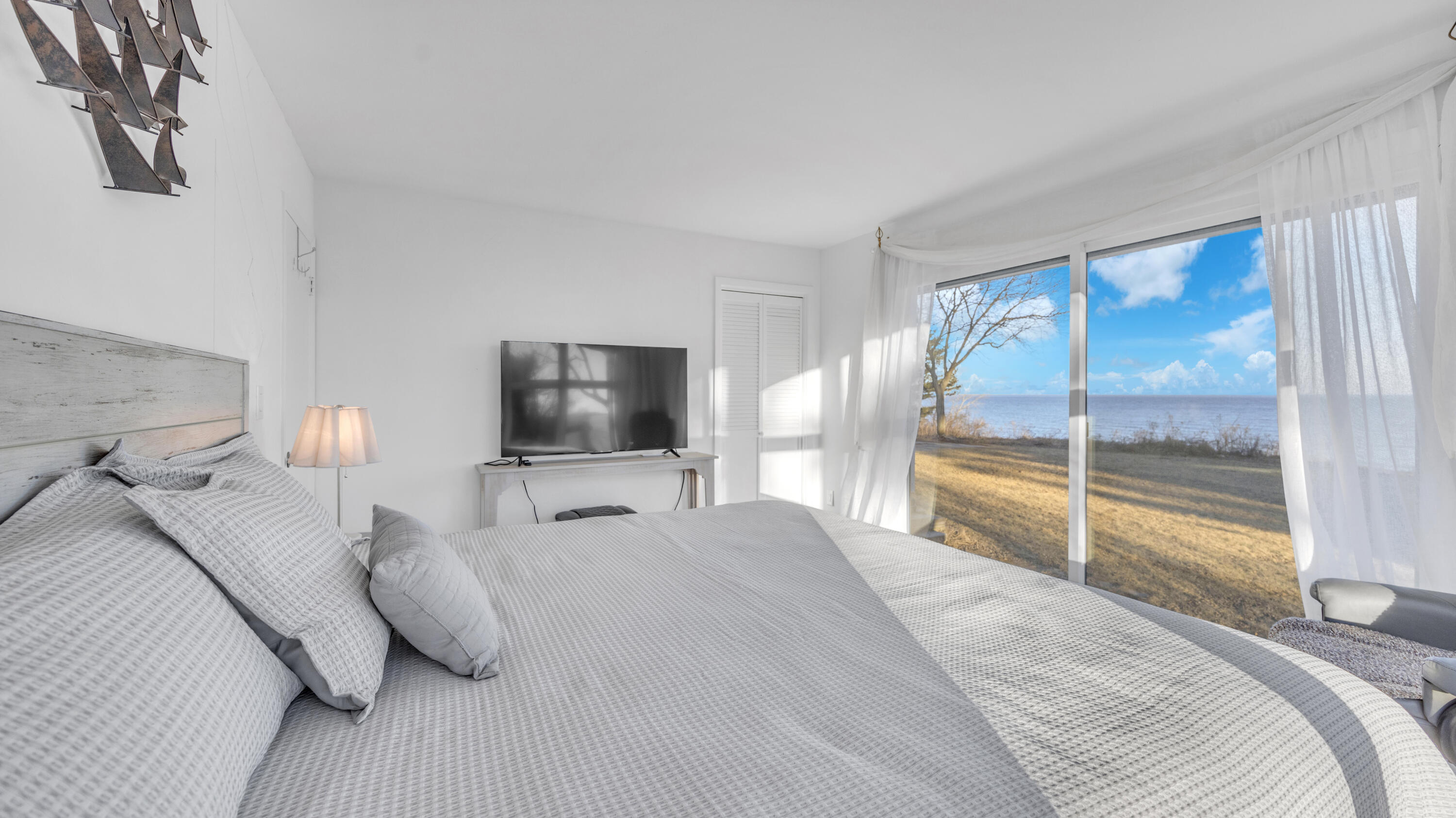 12435 Lakeshore Road Centerville, WI 53015 - Photo 19 of 56 Primary Bedroom