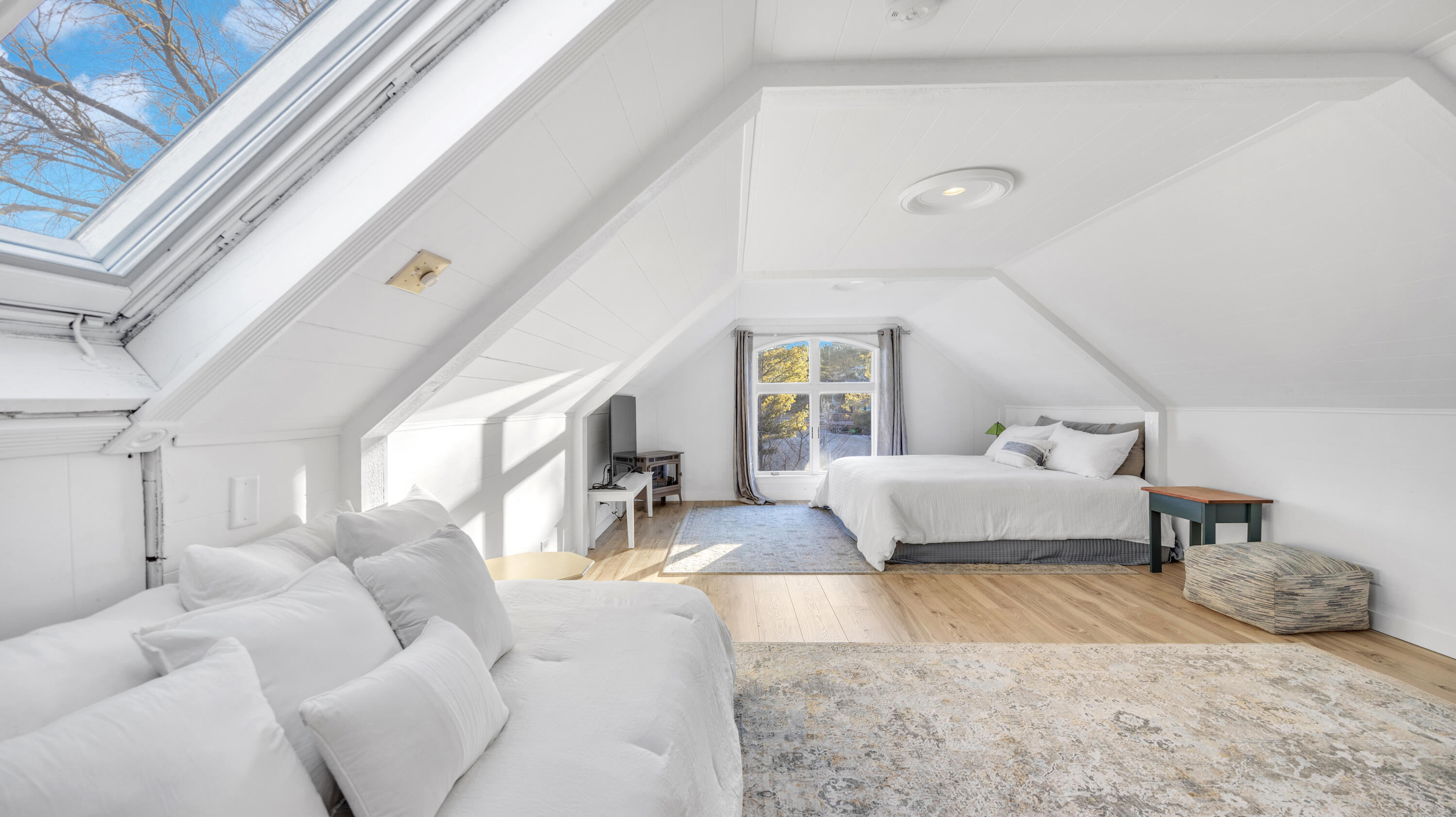 12435 Lakeshore Road Centerville, WI 53015 - Photo 23 of 56 Loft Bedroom