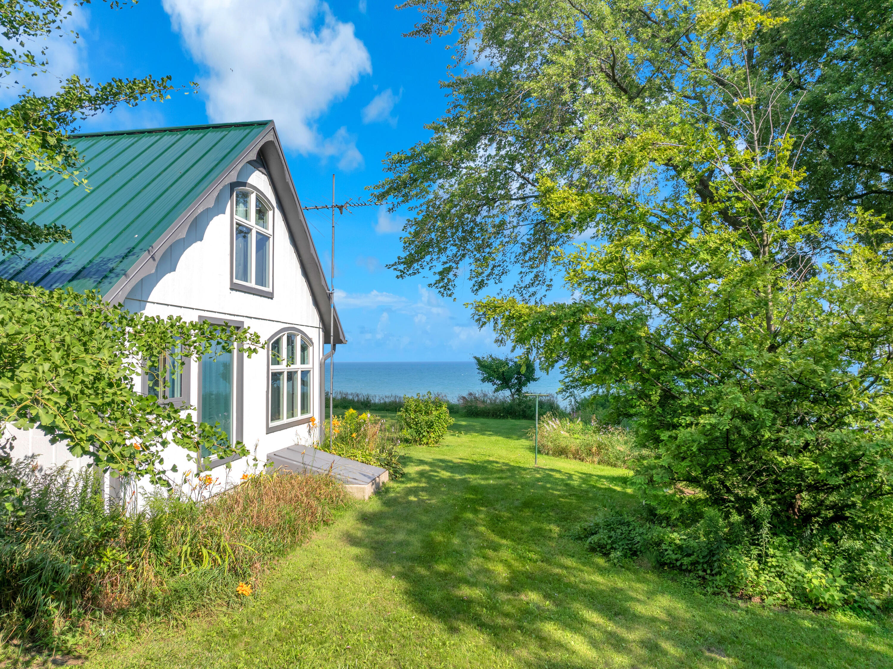 12435 Lakeshore Road Centerville, WI 53015 - Photo 31 of 56 DJI_20250807162526_0034_D