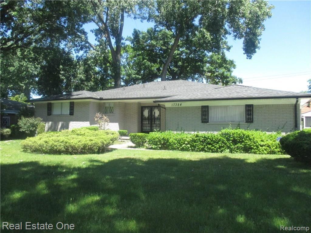 17384 Westover Road Southfield, MI 48075 - Photo 2 of 50 IMG_1180.JPG