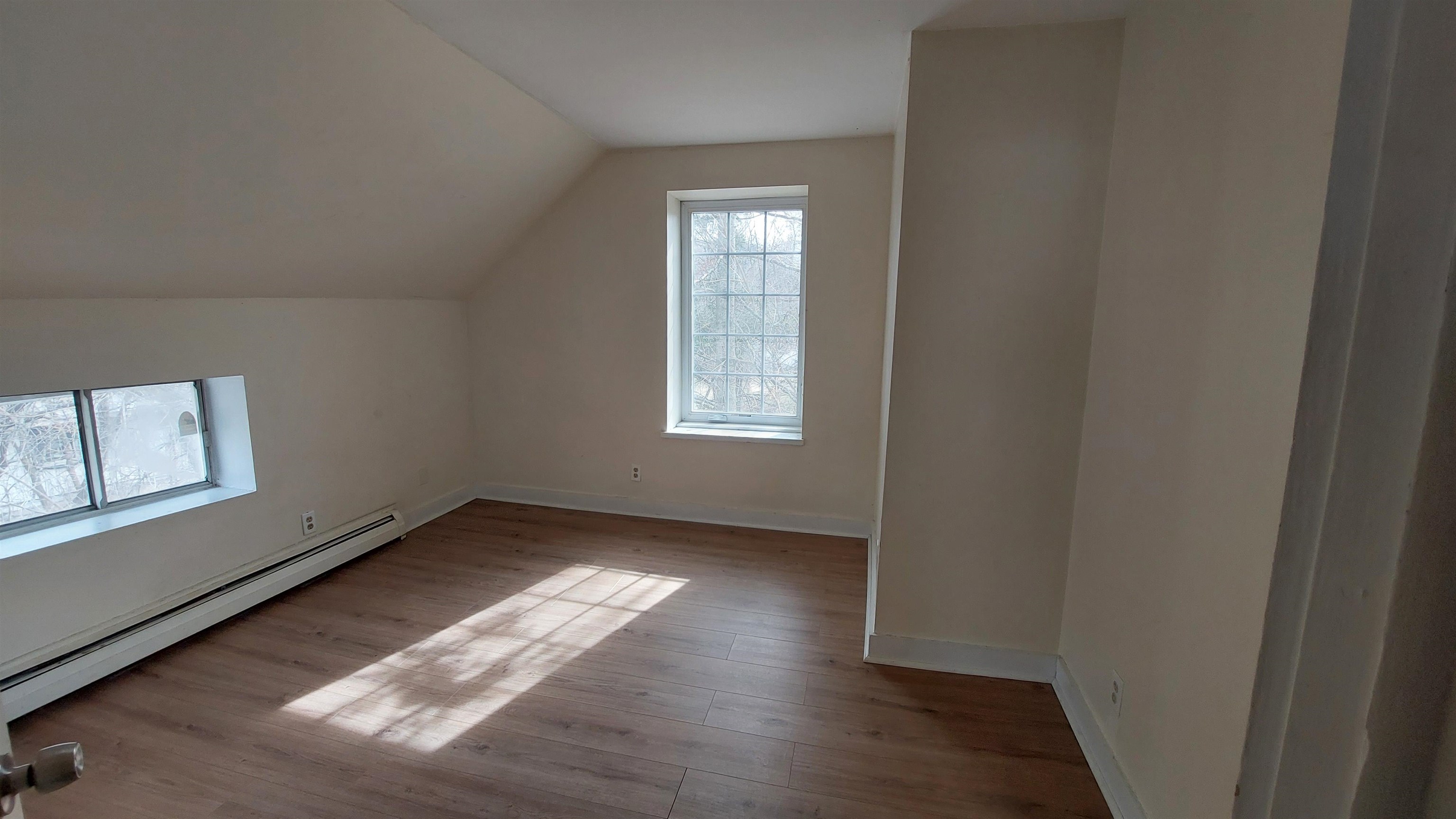 32 South Main Street, Unit 7 Chester, VT 05143 - Photo 5 of 8